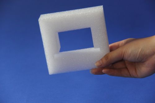 工藝品包裝用 EPE 珍珠棉內(nèi)襯？這樣定制更顯高端