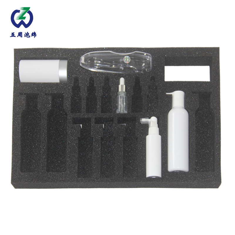 多分區(qū)美妝套盒海綿內(nèi)襯：多品類產(chǎn)品的 “有序收納防護”