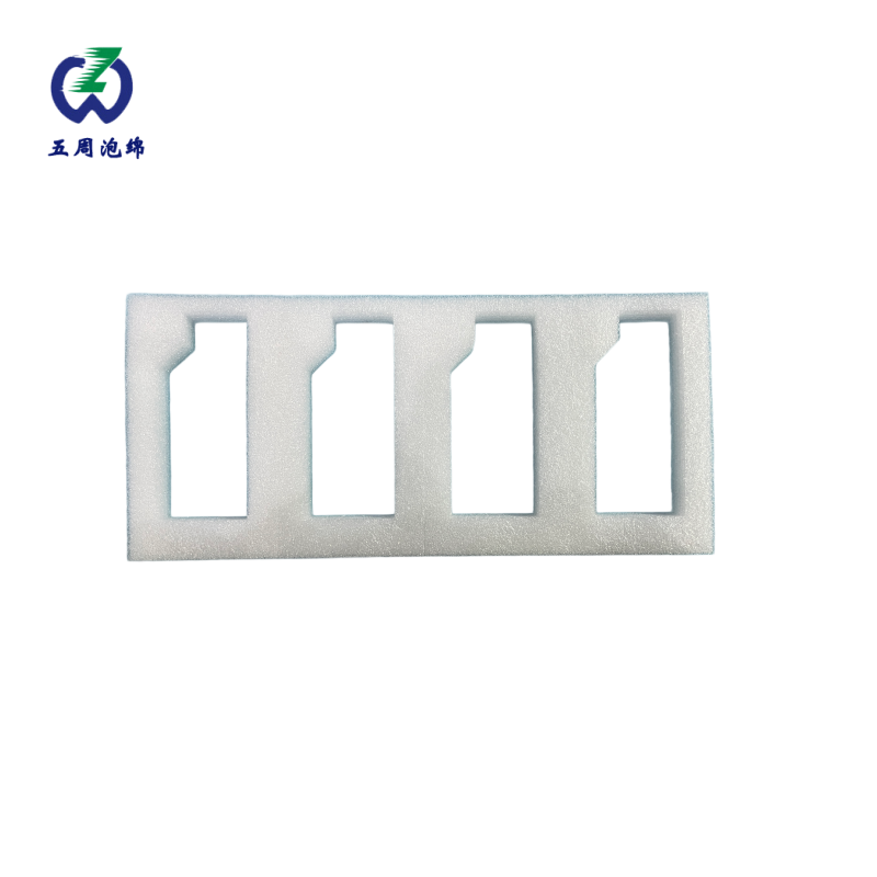 四槽長(zhǎng)條形白色珍珠棉內(nèi)襯：瓶罐類產(chǎn)品的批量防碎防護(hù)方案
